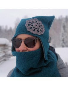 Pakkashatut virkatulla kukalla